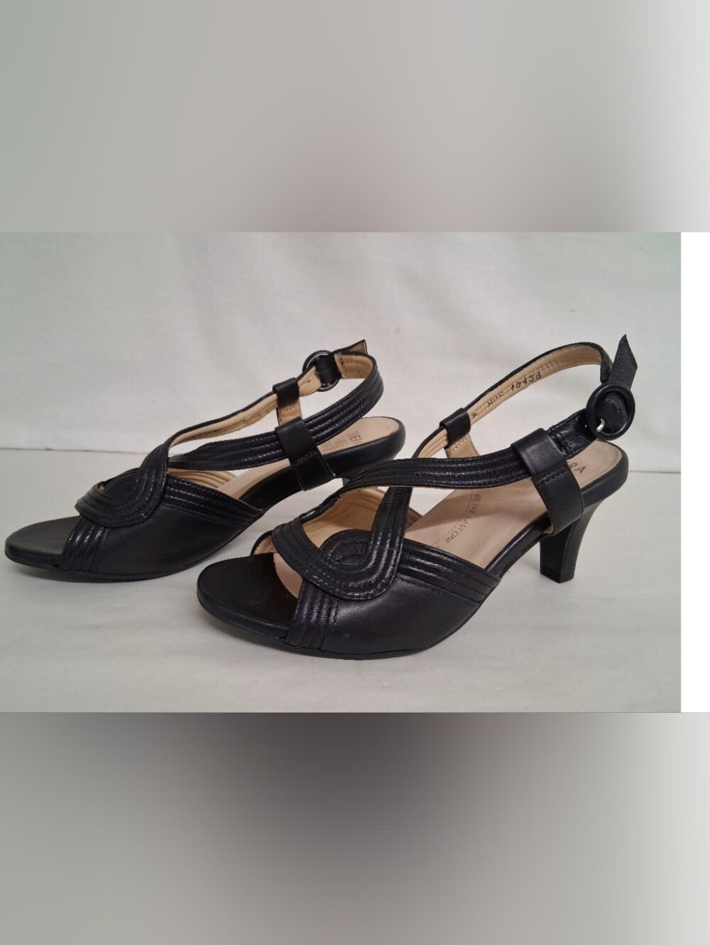 Ziera -Women's Black  Leather Heeled Slingback Sandals **Excellent CONDITION!!**